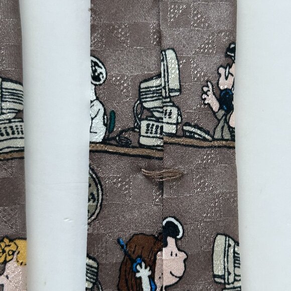 Peanuts Mens Silk Neck Tie Office Coffee Break Brown USA Snoopy Gang Characters - Picture 10 of 14